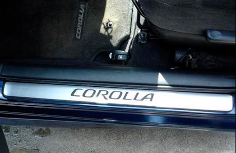 Türschwellen Vinyl Aufkleber Set für Toyota Corolla