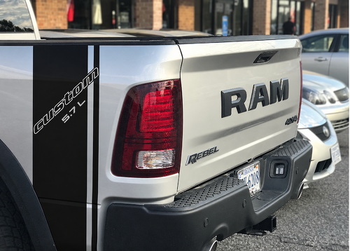 custom Pinstriped Diagonal Stripe Ladeflächenseite Vinylaufkleber für RAM 1500 Rebel, TRX