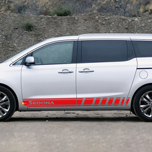 Vinyl-Aufkleber mit seitlichen Rennstreifen, passend für Kia Sedona
 2