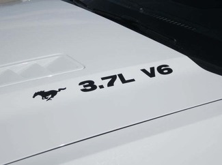 2011–2020 Ford Mustang 3.7 V6 mit Pony Motorhaube Aufkleber Vinyl Aufkleber Set von 2