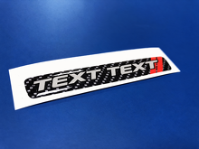 Scat Pack Style TEXT TEXT Red Carbon Fiber Domed Strip — Vinylaufkleber (Lenkrad) für Dodge Challenger_2