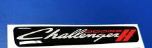 Emblem mit gewölbtem Aufkleber im Old-Style-Lenkrad-Design für Dodge Challenger_2