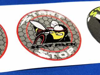 Motorstartknopf Start Stop Scat Pack Wabengraues Logo-Emblem gewölbte Aufkleber Challenger Charger Dodge Scatpack
