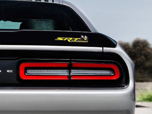 SRT Angetriebenes gewölbtes Abzeichen Aufkleber für Dodge Challenger oder Charger