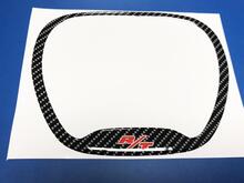 Lenkradzierring aus Carbonimitat mit gewölbtem rotem R/T-Aufkleber für Dodge
 2